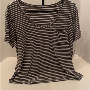 So gray striped tshirt with pocket